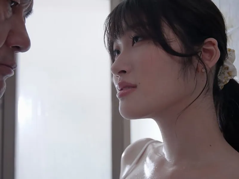 Anh xã bỏ bê, người vợ được ông chú giúp thỏa mãn cơn dâm đãng lồn